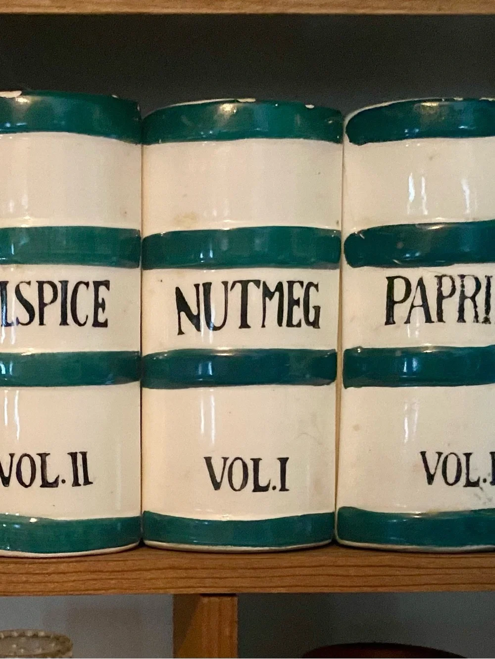 Ceramic Nutmeg Spice Canister - Cream with Teal Bands